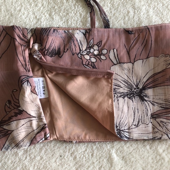 Toby Heart Ginger cropped floral top - Picture 5 of 9